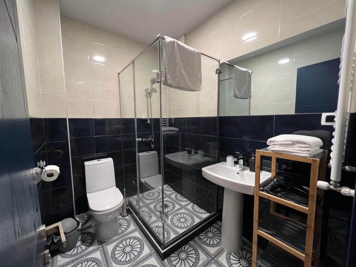 Hotel Sky Room Тбілісі Екстер'єр фото